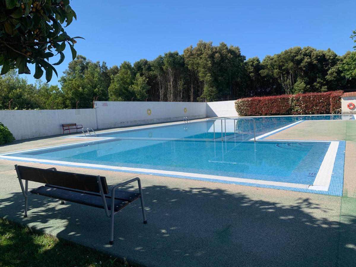 Urbanizacion Con Piscina Arnelas سانكسينكسو المظهر الخارجي الصورة